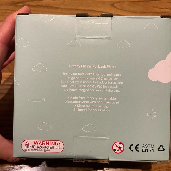 Cathay Pacific Pullback Wooden Toy Plane - Picture 6 of 8